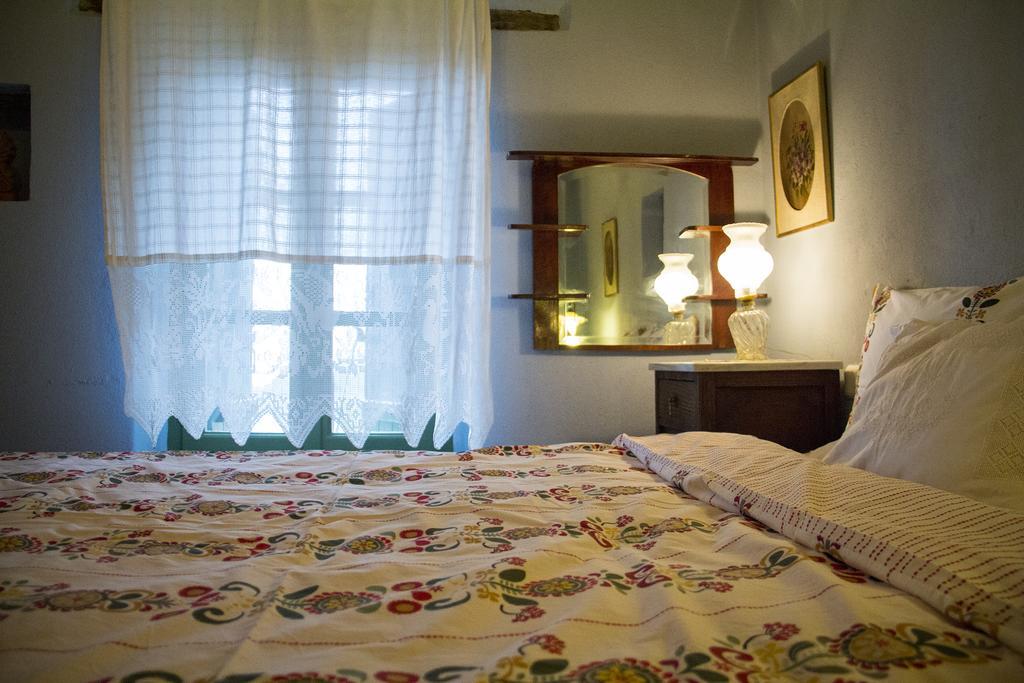 Efipoi Apartment Pinakatai Luaran gambar