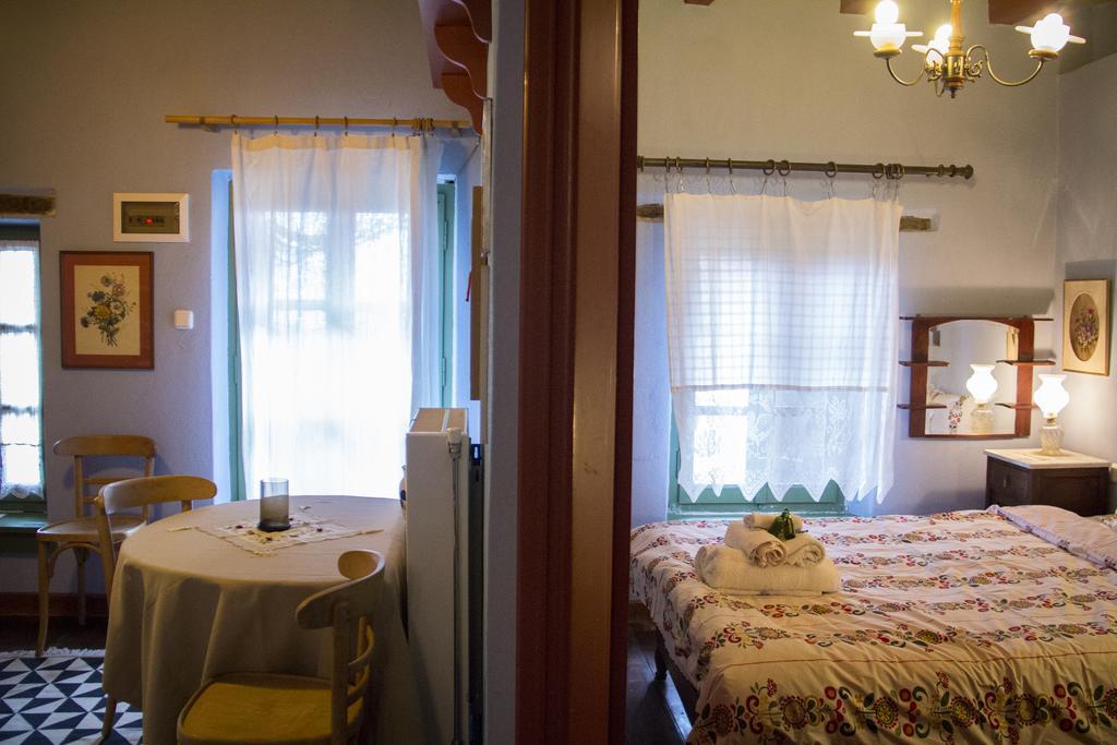 Efipoi Apartment Pinakatai Luaran gambar