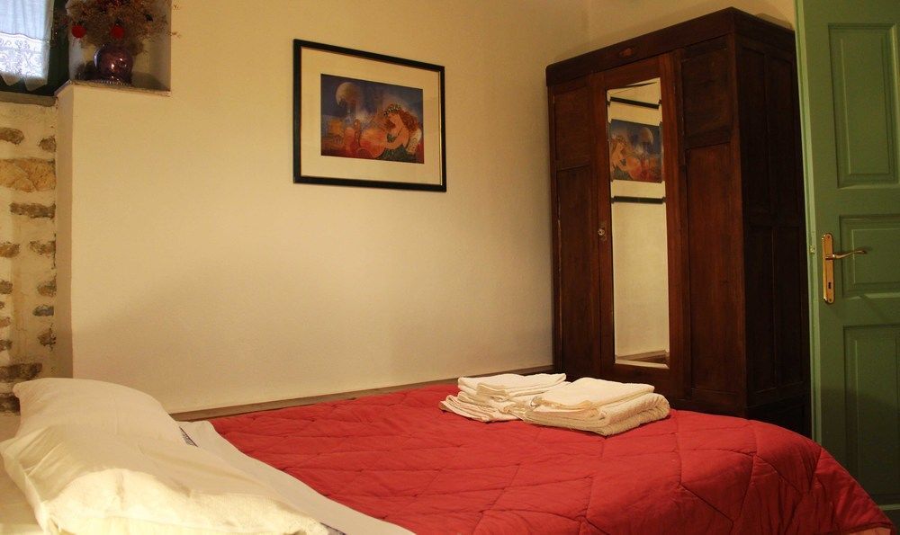 Efipoi Apartment Pinakatai Luaran gambar