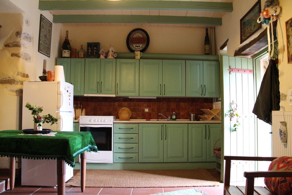 Efipoi Apartment Pinakatai Luaran gambar